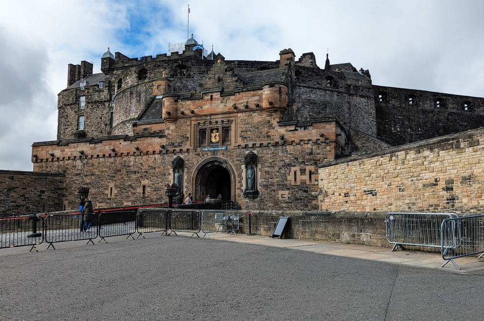 Puerta de entrada al Castillo de Edimburgo